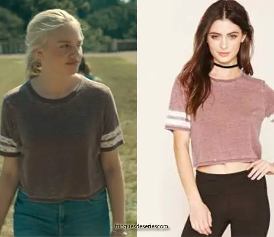 HANNA : Sandy’s varsity tee in S2E01