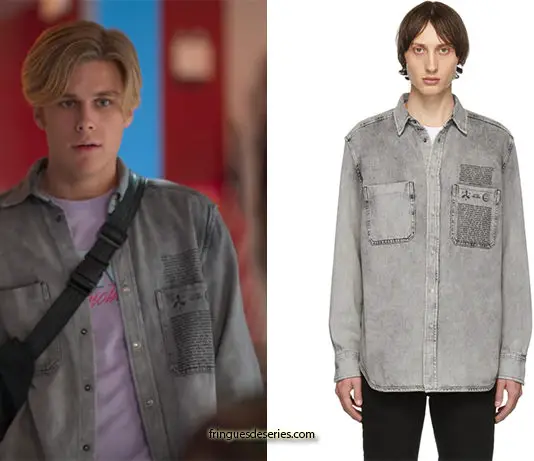 JULIE AND THE PHANTOMS : Alex’s grey denim shirt in S1E03