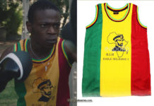 ICI TOUT COMMENCE : le débardeur rasta d’Enzo dans l’épisode 10