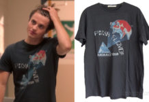 LOVE, VICTOR : Benji’s Pink Floyd t-shirt in S1E01