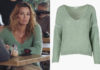 DEMAIN NOUS APPARTIENT : le pull vert col V de Chloé dans l’épisode 878