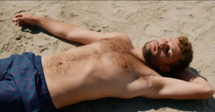 SUMMERTIME : le short de bain d’Ale dans l’épisode 2×03