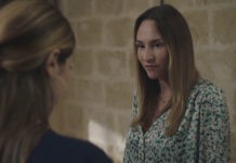 ICI TOUT COMMENCE : la jolie blouse imprimée de Rose dans l’épisode 218