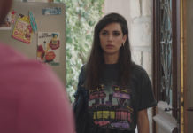 ICI TOUT COMMENCE : le t-shirt de Célia dans l’épisode 245