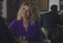 DEMAIN NOUS APPARTIENT : le pull violet col v de Chloé dans l’épisode 1043