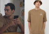 ICI TOUT COMMENCE : le t-shirt beige foncé de Tom dans l’épisode 274