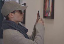 DEMAIN NOUS APPARTIENT : la casquette grise d’un mystérieux touriste dans l’épisode 1087