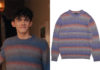 HEARTSTOPPER : Charlie’s stripe crewneck sweater in S1E06