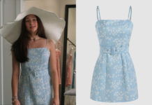 The Summer I Turned Pretty : Belly’s blue floral dress in S1E02