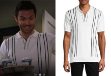 HOW I MET YOUR FATHER : Charlie’s white polo shirt wity black stripes in S1E02