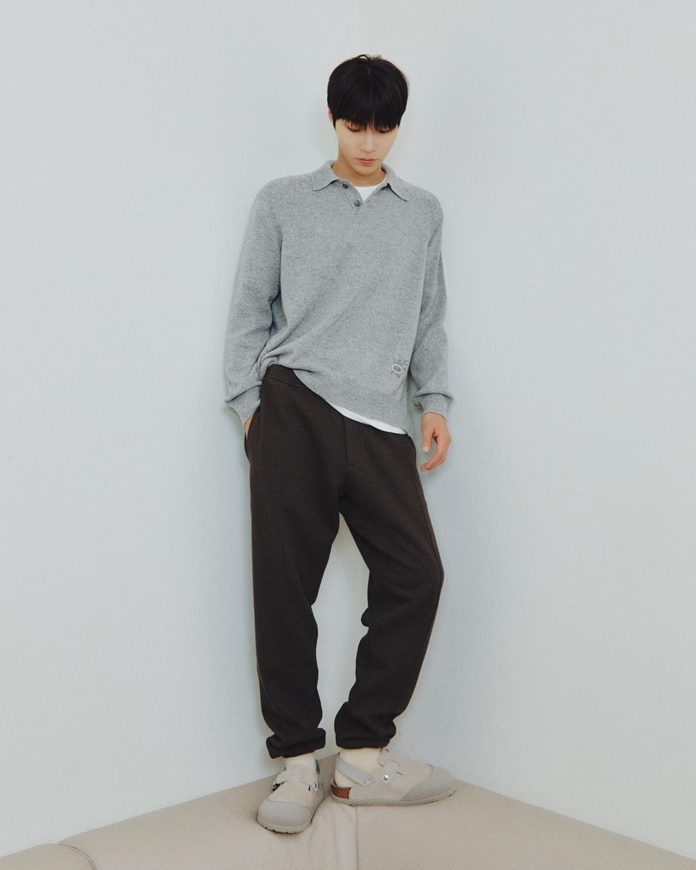 STYLE : Hwang In-yeop adopte les nouvelles mules Dior by Birkenstock