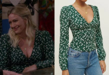 HOW I MET YOUR FATHER : Sophie’s green floral shirt in S1E01
