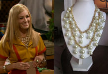2 BROKE GIRLS : Caroline’s Gold and Pearl Necklace
