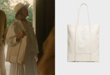 THE WATCHER : Nora’s white tote bag