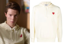 YOUNG ROYALS : Wilhelm’s ivory hoodie in S2E02