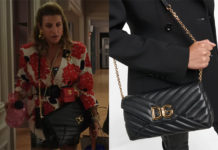 EMILY IN PARIS : Madeline’s black quilted crossbody bag in S3E03