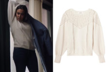 DEMAIN NOUS APPARTIENT : le pull ajouré écru de Noor dans l’épisode 1326