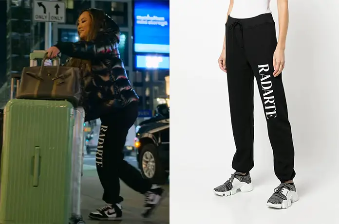 BLING EMPIRE: YORK Dorothy’s black logo-print sweatpants