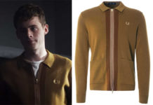 RED ROSE : Noah’s caramel cardigan in S1E06