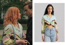 MON COSMONAUTE : le pull graphique de Marta dans l’épisode 1×02