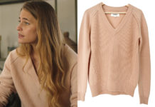 DEMAIN NOUS APPARTIENT : le pull couleur chair de Victoire dans l’épisode 1565