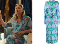 KNOKKE OFF : JEUNESSE DORÉE : la robe bleue avec imprimé d’Eleonore dans l’épisode 1×02