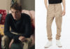 ICI TOUT COMMENCE : le pantalon cargo beige de Jim dans l’épisode 813
