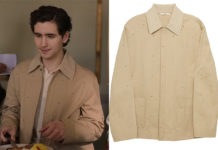 YOUNG ROYALS : August ‘s beige studded stretch-cotton chore jacket in S3E03
