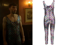 Baby reindeer : Donny’s mermaid scales jumpsuit in S1E04