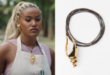 ICI TOUT COMMENCE : le collier avec une conque dorée de Thelma