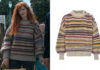 DERNIÈRE NUIT À TREMOR : le pull beige à rayures multicolores de Judy dans l’épisode 6