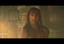 DÉFRINGUÉ : la douche de Panda dans l’épisode 2×03