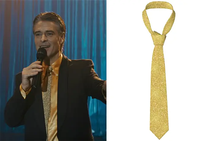 CULTE cravate paillettes présentateur dans premier épisode