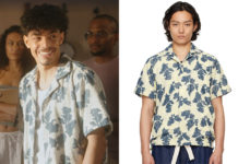 TOUT POUR LA LUMIÈRE : la chemise avec motif bleu d’Elimane dans l’épisode 71