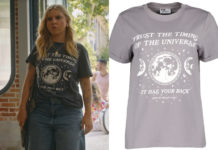 TOUT POUR LA LUMIÈRE : le t-shirt « Trust the timing of the universe » dans l’épisode 72